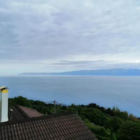 Cantinho Da Terra Alta Дом отдыха Santo Amaro (Azores)